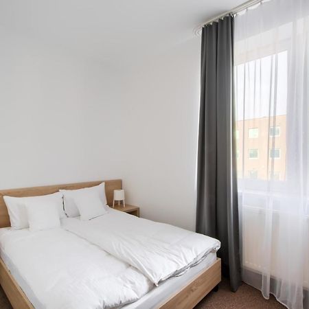 Bed and Breakfast Patra Варшава Экстерьер фото