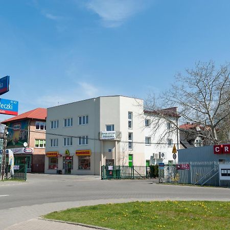 Bed and Breakfast Patra Варшава Экстерьер фото