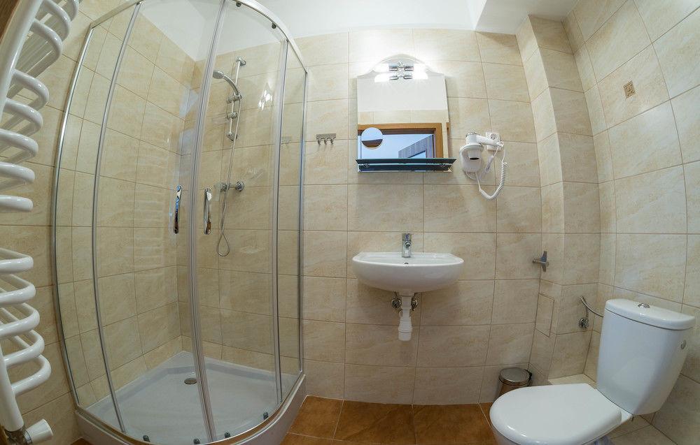 Bed and Breakfast Patra Варшава Экстерьер фото