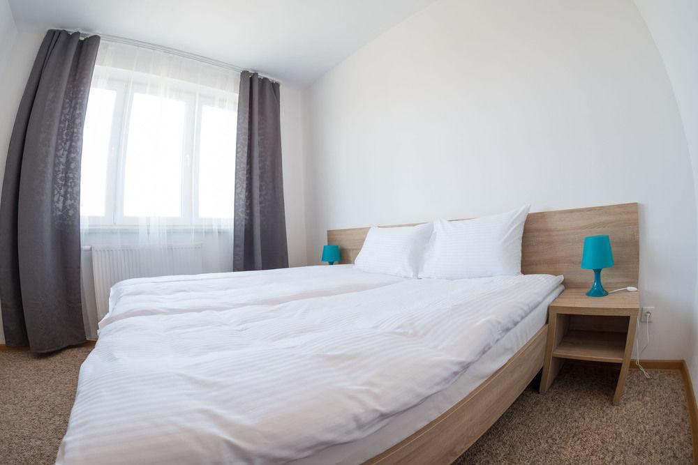Bed and Breakfast Patra Варшава Экстерьер фото